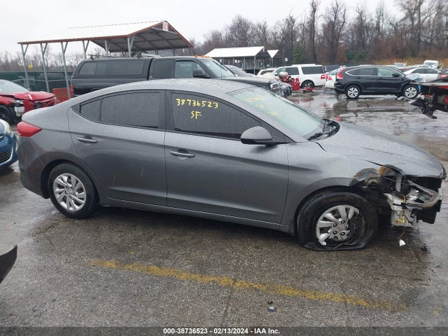 Hyundai ELANTRA SE 2018 5NPD74LF1JH349841 Image 14