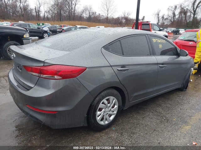 Hyundai ELANTRA SE 2018 5NPD74LF1JH349841 Image 4