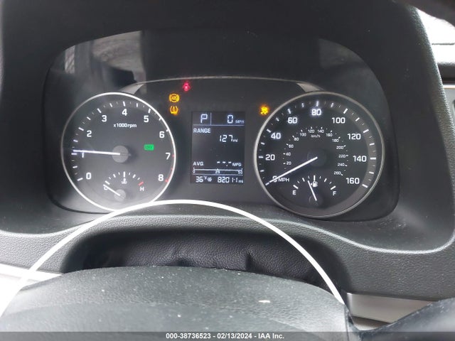 Hyundai ELANTRA SE 2018 5NPD74LF1JH349841 Image 7