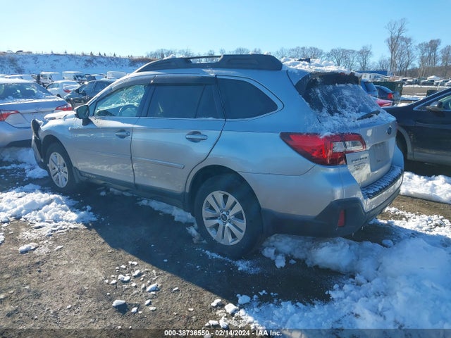 Subaru Outback 2.5i Premium 2018 4S4BSAFC6J3225173 Image 3