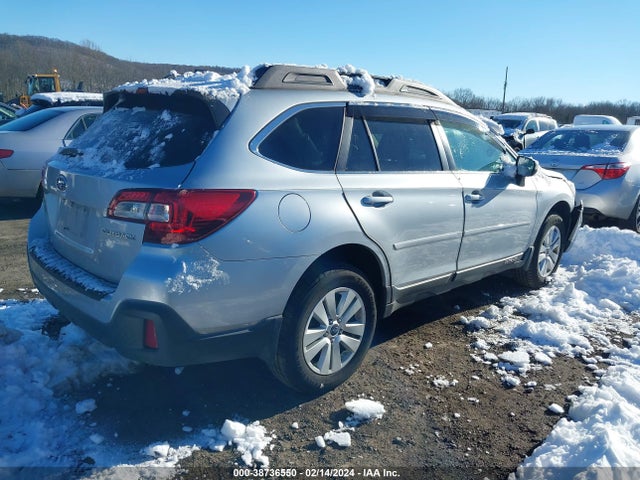 Subaru Outback 2.5i Premium 2018 4S4BSAFC6J3225173 Image 4