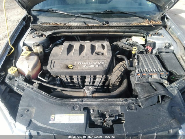2013 CHRYSLER 200 LX VIN: 1C3CCBAB6DN560960