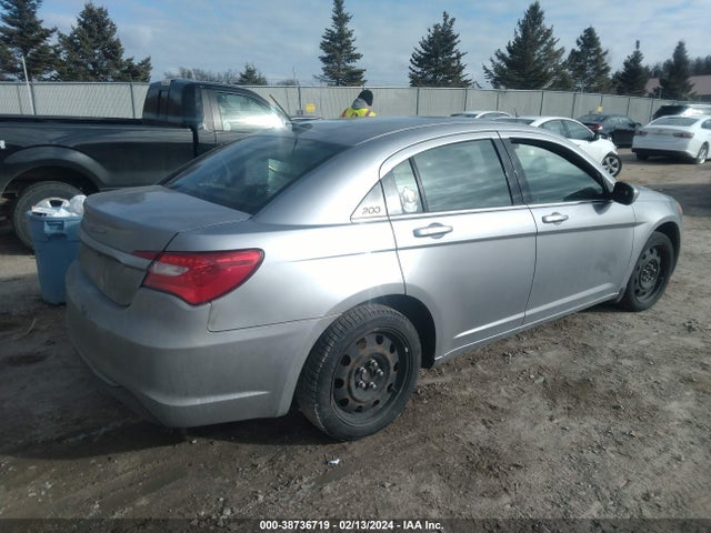 2013 CHRYSLER 200 LX VIN: 1C3CCBAB6DN560960