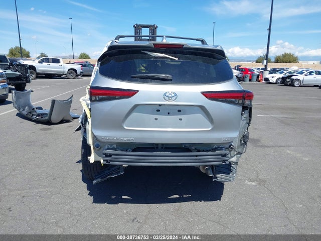 Toyota Highlander Xle 2022 5TDGZRAH9NS139853 Image 17