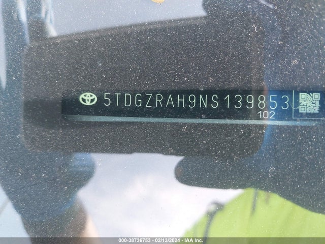 Toyota Highlander Xle 2022 5TDGZRAH9NS139853 Image 9