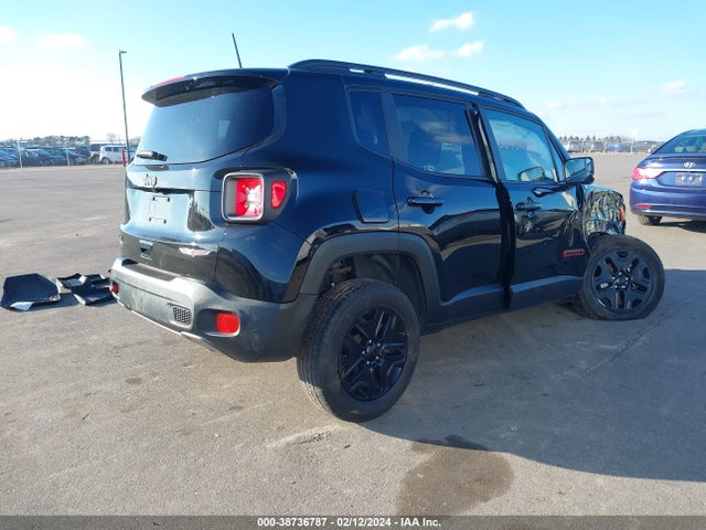 ZACCJBCB2JPG78912 Jeep Renegade Trailhawk 4x4
