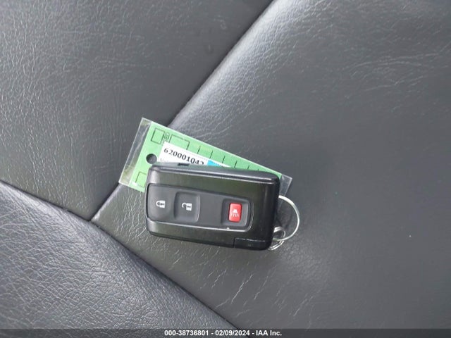 2008 TOYOTA PRIUS VIN: JTDKB20U187781227