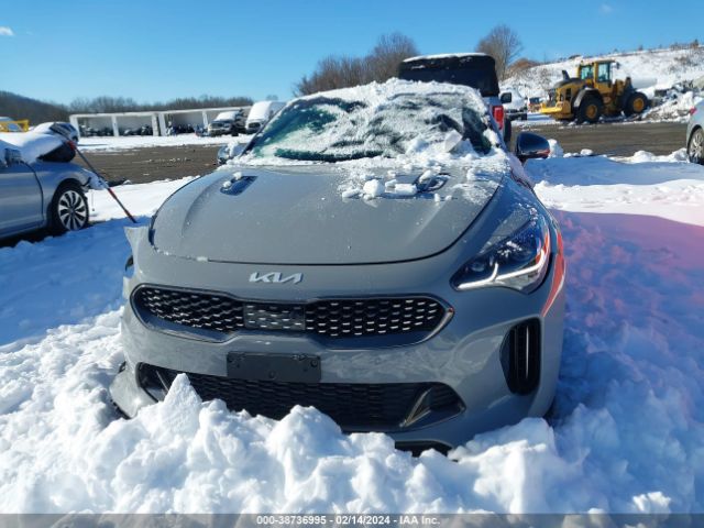 KNAE55LC2N6122130 KIA Stinger Gt2