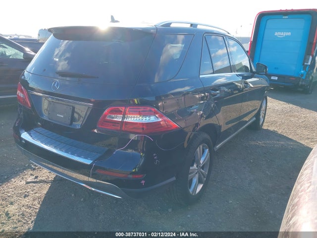 Mercedes-Benz ML 350 2015 4JGDA5JB3FA587451 Image 4
