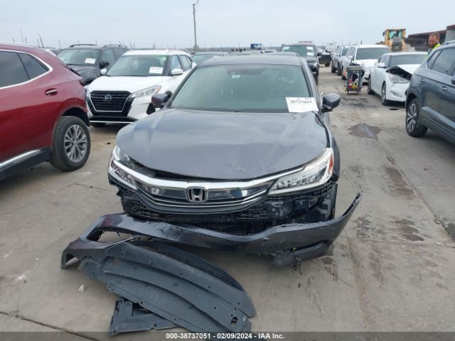 1HGCR3F95HA028944 Honda Accord Touring V6