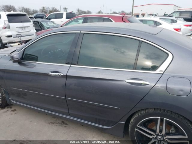 1HGCR3F95HA028944 Honda Accord Touring V6
