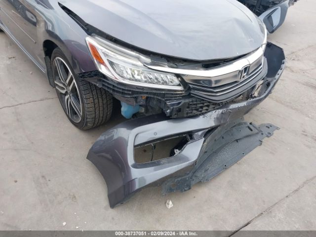 1HGCR3F95HA028944 Honda Accord Touring V6