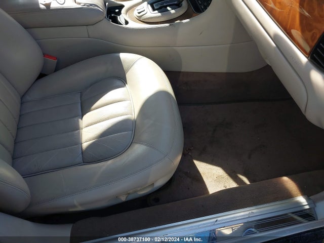 2000 JAGUAR XJ8 SAJDA14C6YLF17682 Photo 4