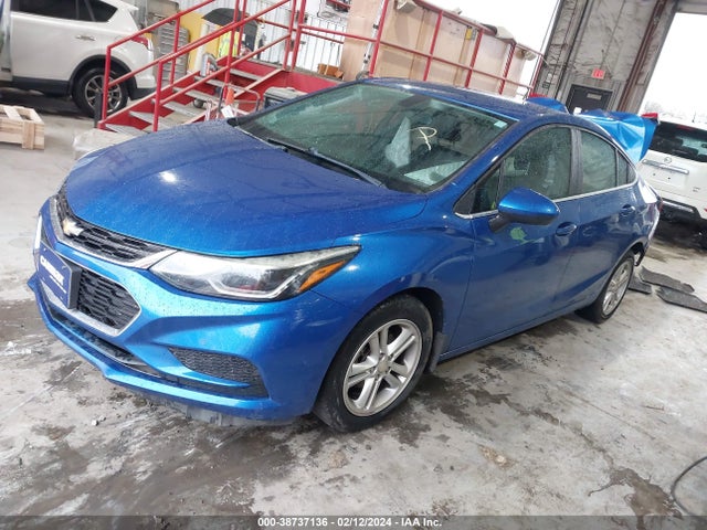 Chevrolet Cruze Lt Auto 2017 1G1BE5SMXH7107902 Image 2