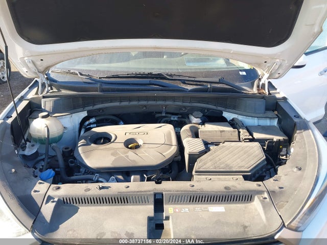 Hyundai TUCSON SE 2017 KM8J23A46HU340268 Image 10