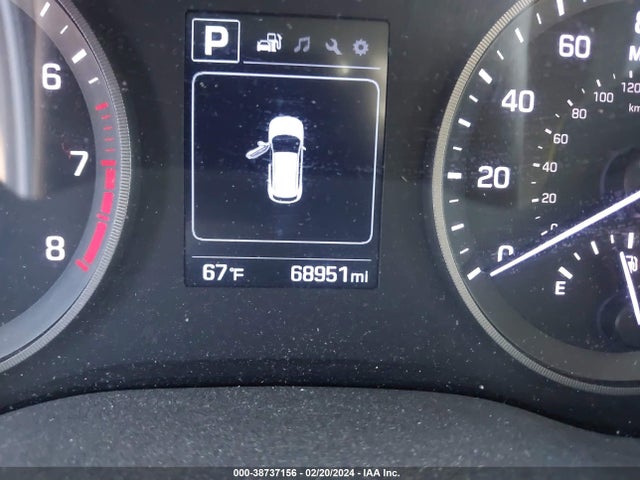 Hyundai TUCSON SE 2017 KM8J23A46HU340268 Image 14