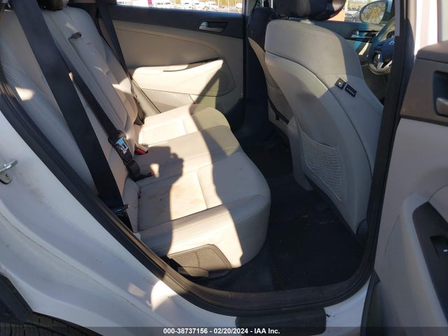 Hyundai TUCSON SE 2017 KM8J23A46HU340268 Image 8