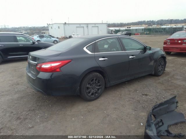 1N4AL3AP6HC282606 Nissan Altima 2.5 S