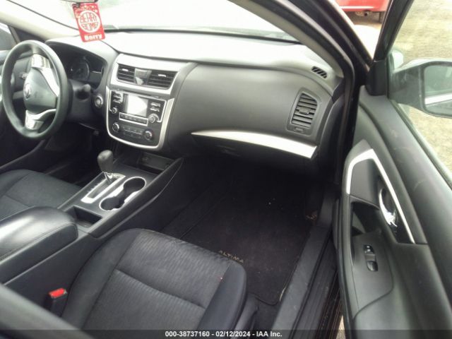 1N4AL3AP6HC282606 Nissan Altima 2.5 S