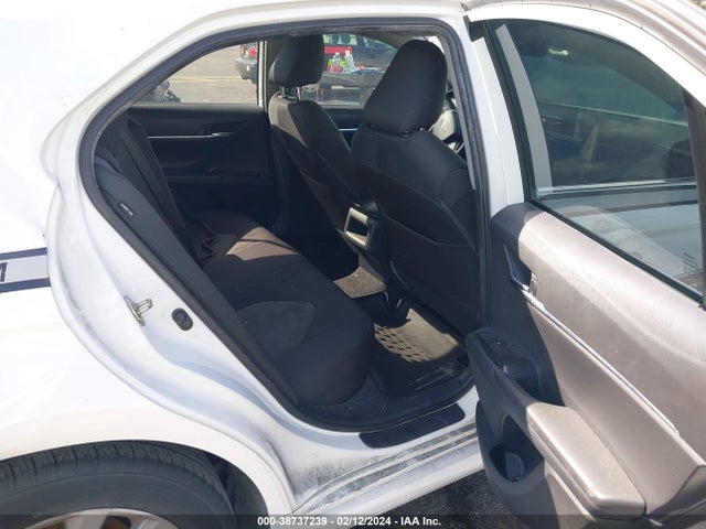Toyota CAMRY LE 2020 4T1C11AK7LU881711 Image 8