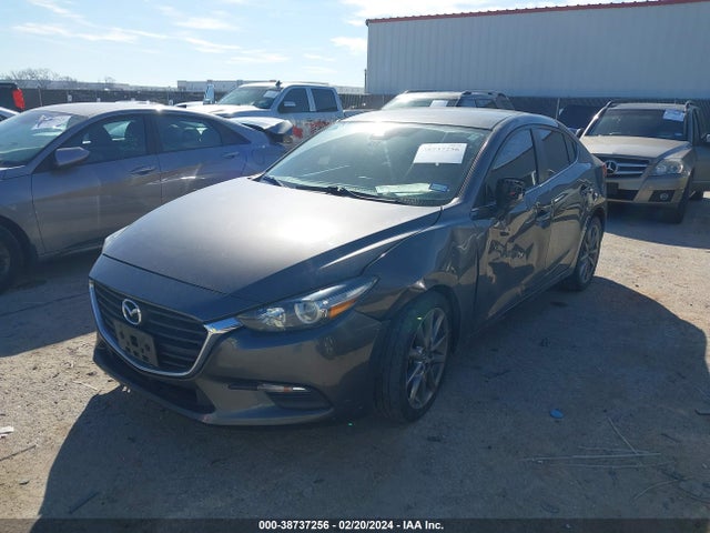 3MZBN1V37JM243013 Mazda Mazda3 Touring