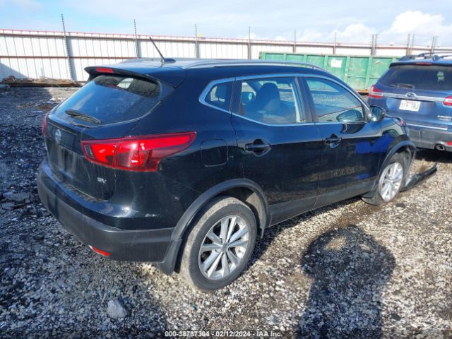 JN1BJ1CP2HW026275 Nissan Rogue Sport Sv