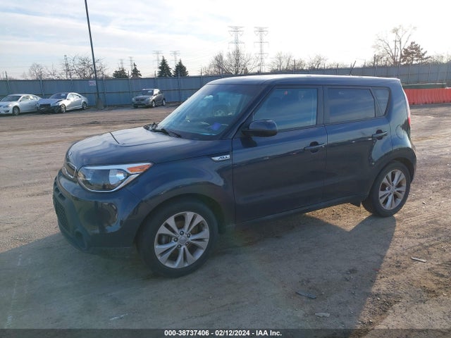 KIA SOUL + 2015 KNDJP3A5XF7223061 Image 2
