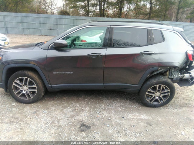 Jeep Compass Latitude 4x4 2018 3C4NJDBBXJT234997 Image 14