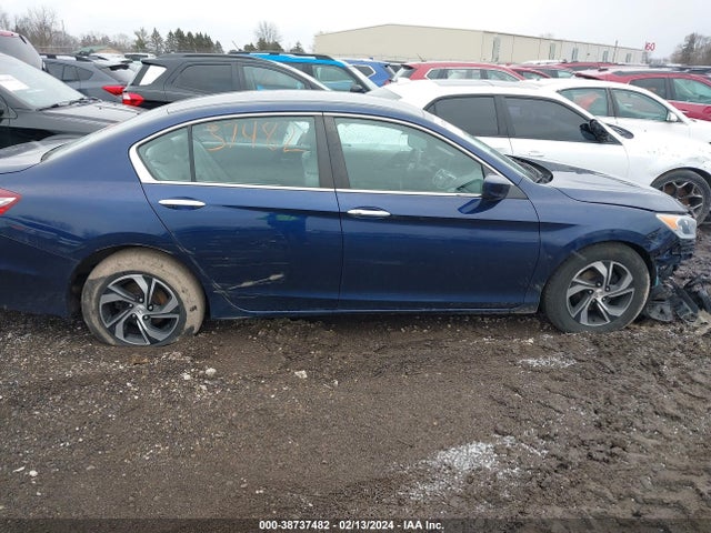 Honda ACCORD LX 2017 1HGCR2F30HA304355 Image 13