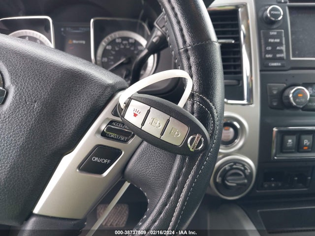 Nissan Titan Pro-4x 2017 1N6AA1E58HN501743 Image 11