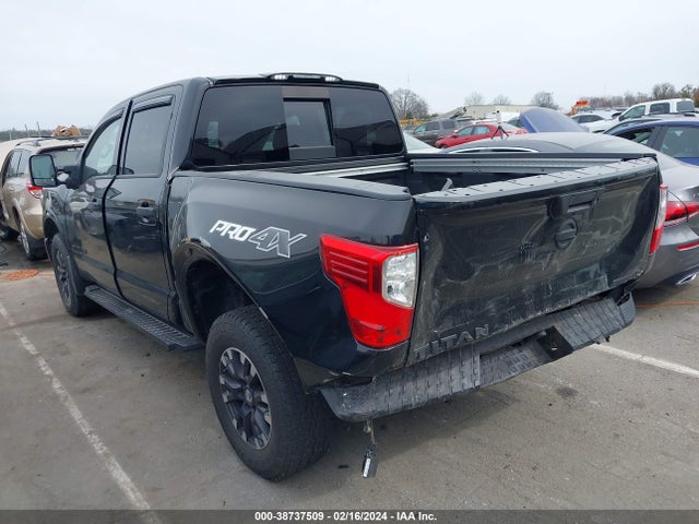 Nissan Titan Pro-4x 2017 1N6AA1E58HN501743 Image 3