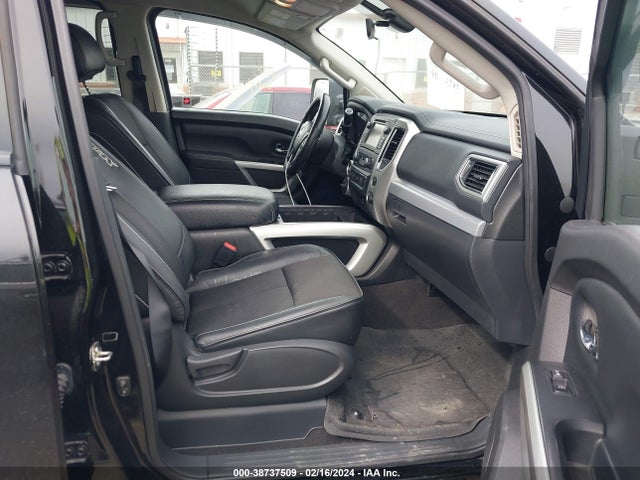 Nissan Titan Pro-4x 2017 1N6AA1E58HN501743 Image 5