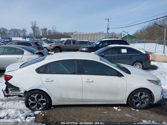 3KPF24AD2LE142360 KIA Forte Lxs