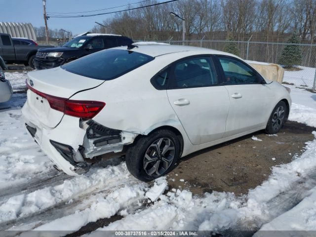 3KPF24AD2LE142360 KIA Forte Lxs