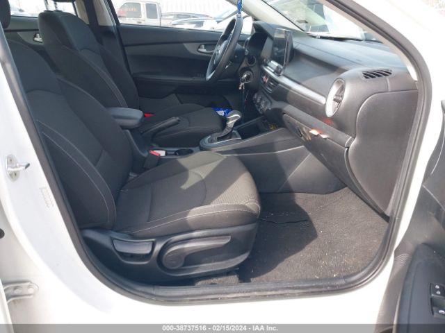 3KPF24AD2LE142360 KIA Forte Lxs