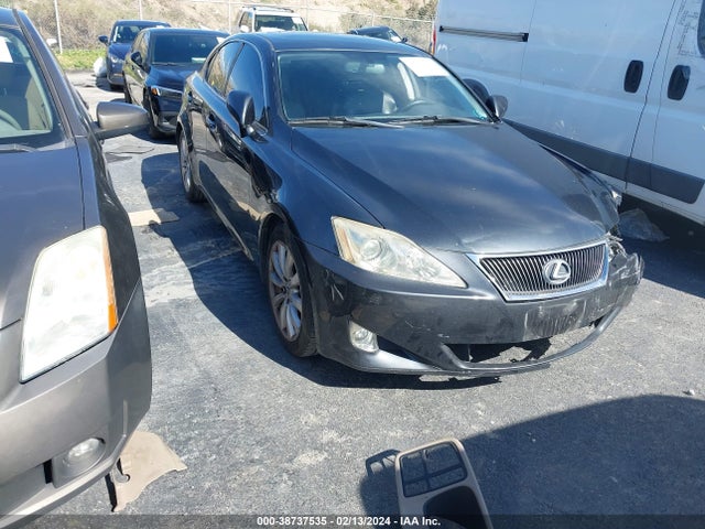 38737535 :رقم المزاد ، JTHBK262785078599 vin ، 2008 Lexus Is 250 مزاد بيع