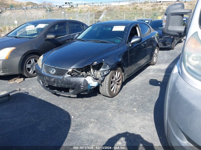 38737535 :رقم المزاد ، JTHBK262785078599 vin ، 2008 Lexus Is 250 مزاد بيع