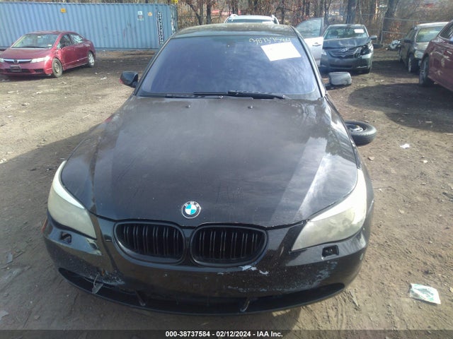 2005 BMW 530I VIN: WBANA73575CR60177