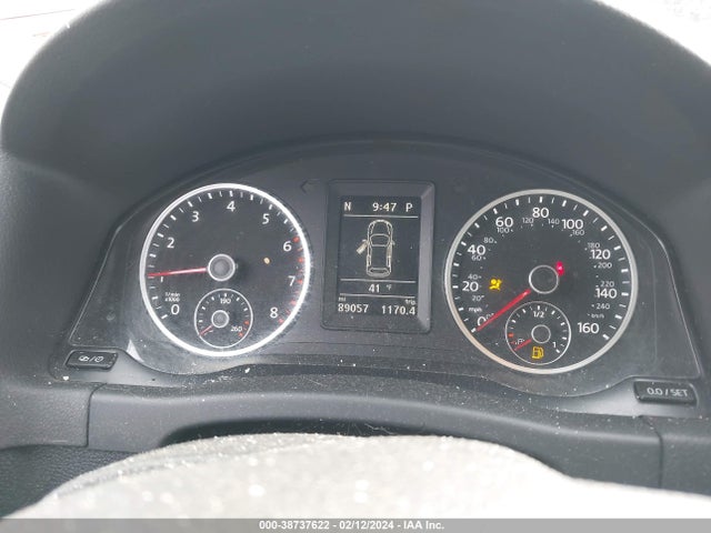 WVGBV7AXXFW039002 Volkswagen TIGUAN S