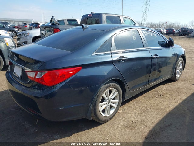 2013 HYUNDAI SONATA GLS VIN: 5NPEB4AC0DH692740