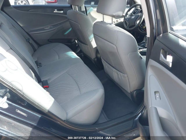 2013 HYUNDAI SONATA GLS VIN: 5NPEB4AC0DH692740