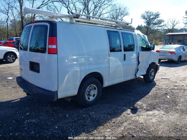 Chevrolet Express 2500 Work Van 2019 1GCWGAFP8K1190398 Image 4