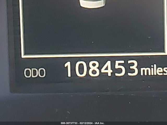 Toyota COROLLA SE 2017 5YFBURHE9HP699633 Image 16