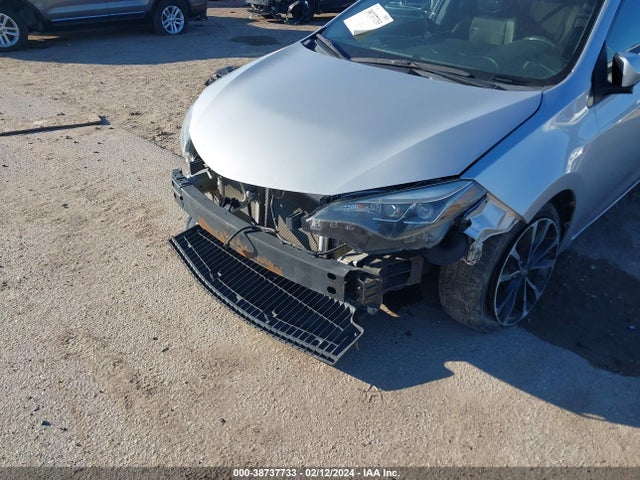 Toyota COROLLA SE 2017 5YFBURHE9HP699633 Image 6