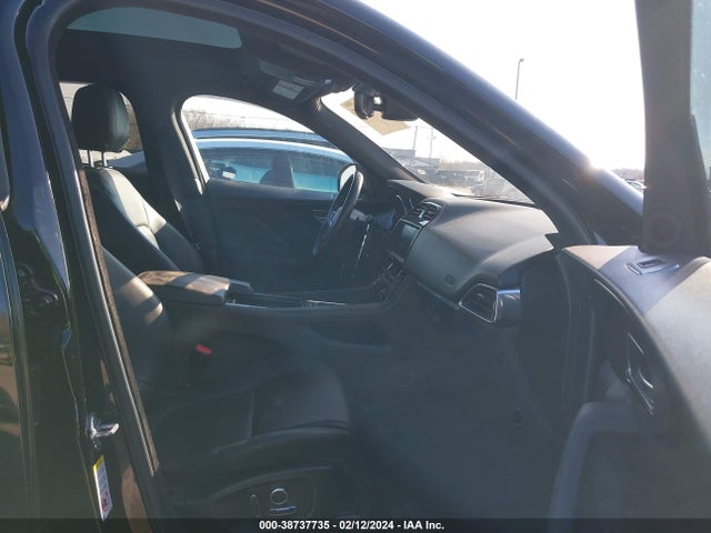2020 JAGUAR F-PACE SADCJ2FX0LA644711 Photo 4