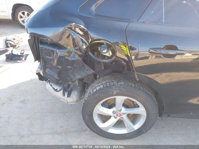 2020 JAGUAR F-PACE SADCJ2FX0LA644711 Photo 5