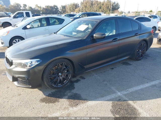 BMW 540I 2019 WBAJE5C51KG919247 Image 2