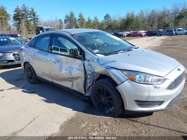 Ford FOCUS SE 2017 1FADP3F2XHL301270 Image 6