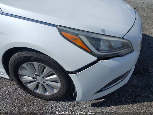 Продажа на аукционе авто 2016 Hyundai Sonata Hybrid Se, vin: KMHE24L19GA011834, номер лота: 38737936
