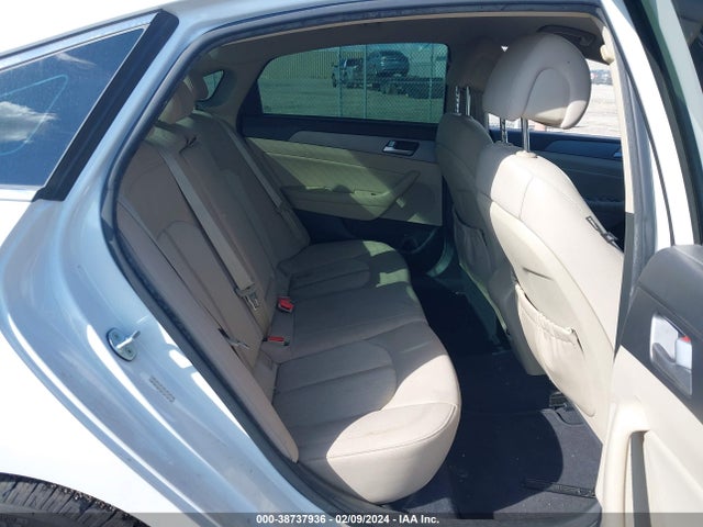 Продажа на аукционе авто 2016 Hyundai Sonata Hybrid Se, vin: KMHE24L19GA011834, номер лота: 38737936